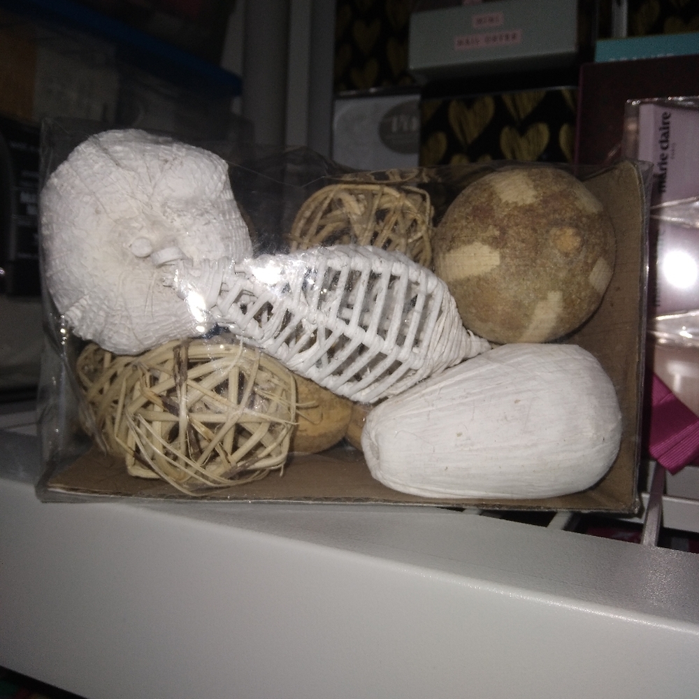 Ikea Vase Filler neutral colors - Picture 4 of 6